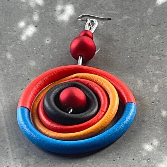 Statement Round and Round Rubber Hoop Earrings - Picture 4 of 7